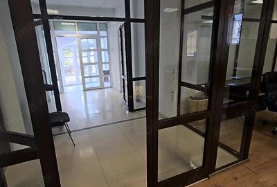 Spațiu comercial, de 180 mp, în Sud - 10