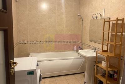 Apartament cu 2 camere semidecomandat, mobilat în Sud - 3