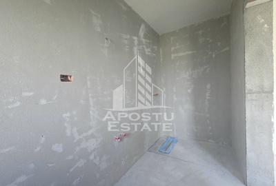 Jumatate de duplex pe parter cu 4 camere si 2 bai, Sag - 8
