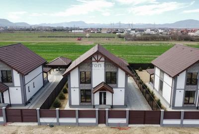 Casă individuală cu 4 camere cu Canalizare în Sânpetru - 2