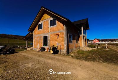 Casă individuală cu 6 camere cu Canalizare în Nazna - 3