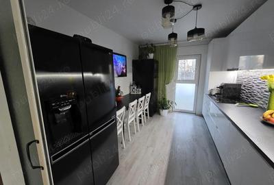 Vand apartament 4 camere et.1 Liliacului - 12