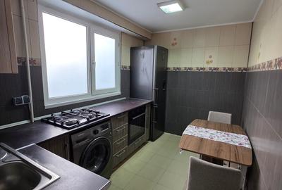 Apartament cu 2 camere decomandat, mobilat în Eroii Revoluției - 9