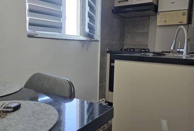 Garsonieră decomandată în Central - 14