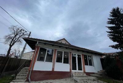 Proprietate Unica in Inima Ora?ului: 5 Case cu Poten?ial Imens - Ideal pentru Investi?ii! - 7