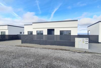 Casa 4 camere finalizata intabulata cartier Izvor Tarlungeni - 1