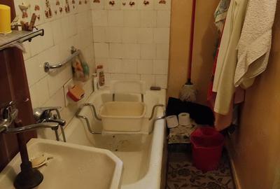 Apartament cu 3 camere decomandat în Central - 4