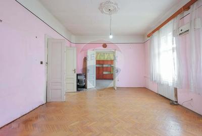 Apartament cu 4 camere semidecomandat în Central - 15