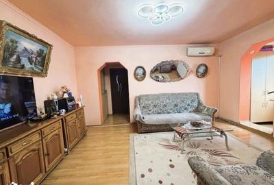 Apartament cu 3 camere în Crișan - 16