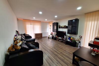 Duplex cu 5 camere cu Canalizare în Mănăștur