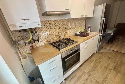 Apartamentcu cu 3 camere, 50 mp, etaj intermediar, garaj, zona Vivo - 9