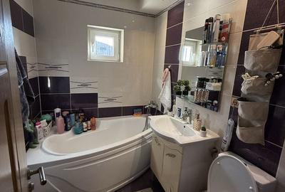 Apartament cu 3 camere decomandat în Burdujeni - 3