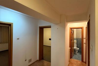 Apartament cu 3 camere decomandat în Decebal - 8