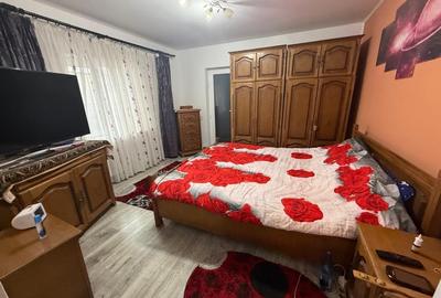 Casă individuală cu 2 camere cu Canalizare în Capitol - 9