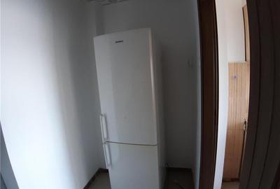 Garsoniera spatioasa, etaj intermediar, renovata elegant, balcon,  zona Narcisa - 6