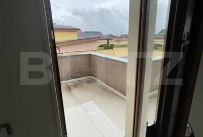 Casă cu 4 camere cu Teren 533 Mp în Central - 12