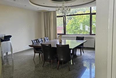 Casă cu 6 camere cu Teren 1250 Mp în Central - 5
