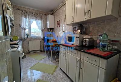Apartament cu 4 camere în Tătărași - 9