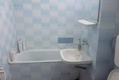 Apartament cu 3 camere decomandat, mobilat în Găvana - 1