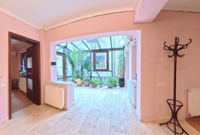 Casă cu 4 camere cu Teren 200 Mp în Unirii - 1