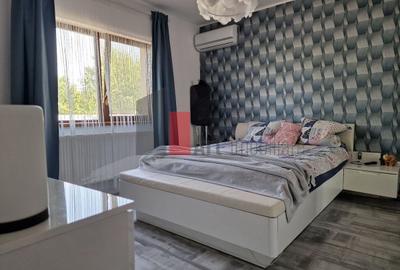 Casă cu 3 camere cu Teren 500 Mp în Central - 4