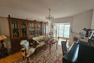 Apartament 4 camere - Hala Centrala - 1