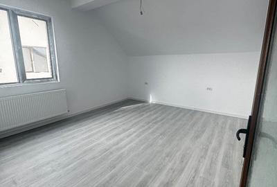 Casă cu 4 camere cu Teren 600 Mp în Filipeștii de Târg - 8