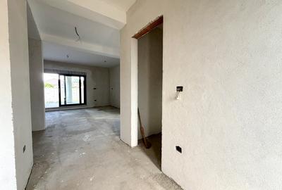 Duplex cu 4 camere cu Canalizare în Plopi - 2