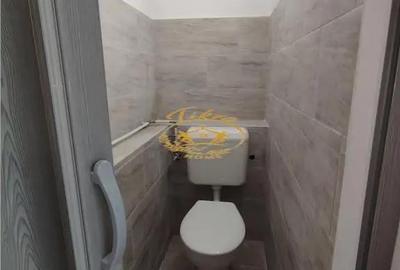 Spațiu comercial, de 72 mp, în Central - 8