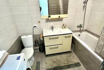 Garsonieră decomandată în Girocului