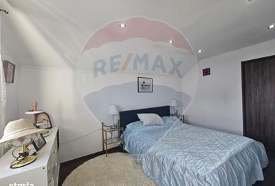 Casă cu 7 camere cu Teren 350 Mp în Central - 2