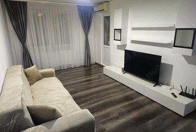 Apartament cu 3 camere decomandat în Drumul Taberei