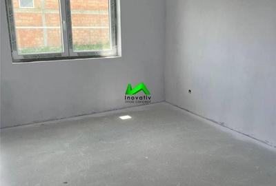 Casă cu 4 camere cu Teren 260 Mp în Șura Mică - 1