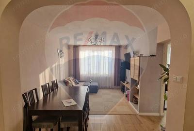 Apartament cu 4 camere de vanzare in zona Ultracentral - 1