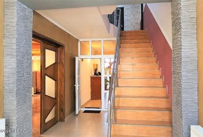 Mamaia Nord - Langa Mare, pensiune la cheie, 11 camere, 9 bai! - 7