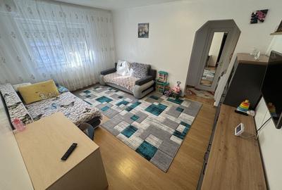 Apartament 2 camere zona Poarta 6 - 2