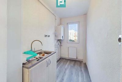 Apartament 3 camere pe str Hateg in Vlaicu - 6