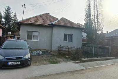 Casă cu Teren 1300 Mp în Aghireșu - 4