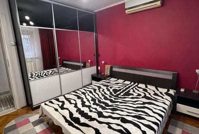 Apartament cu 3 camere decomandat în Tomis Nord