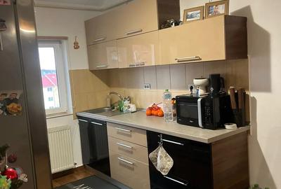 Apartament cu 3 camere decomandat în Central - 2