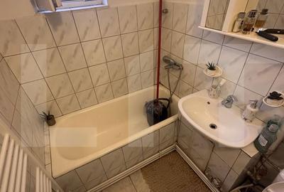 Apartament cu 5 camere în Central - 1