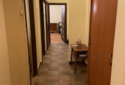Apartament cu 4 camere în Central - 4