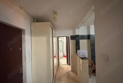 Apartament cu 2 camere decomandat în 1 Mai - 9