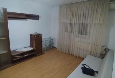 Apartament cu 3 camere decomandat în Gura Văii - 1