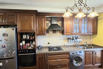 Apartament cu 3 camere semidecomandat, mobilat în Tomis III - 3