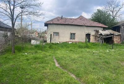 Casă cu 3 camere cu Teren 2504 Mp în Central - 5