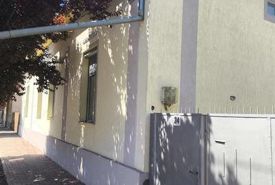 Casă cu 6 camere cu Teren 1892 Mp în Central - 7