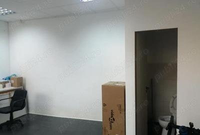 Spațiu comercial, de 20 mp, în Central - 3