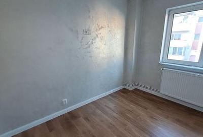 Apartament cu 3 camere în Progresul - 5