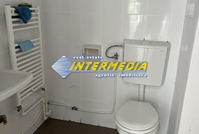 Spațiu comercial, de 30 mp, în Industrială - 5